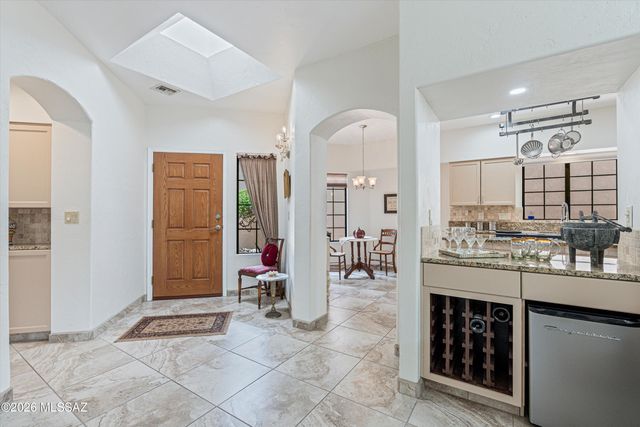 5620 E Binghampton Drive, Tucson, AZ 85712
