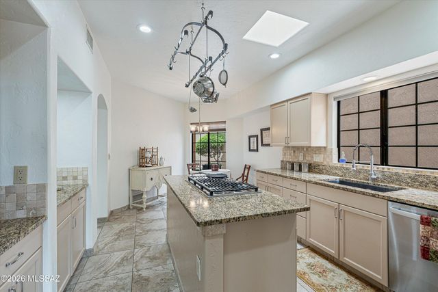 5620 E Binghampton Drive, Tucson, AZ 85712