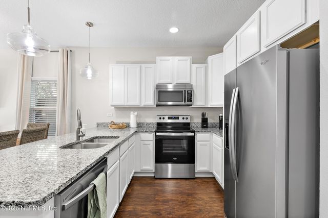422 10TH Street S, Jacksonville Beach, FL 32250