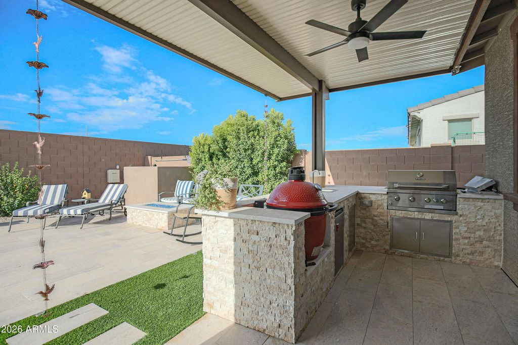 17072 W POINSETTIA Drive, Surprise, AZ 85388 — photo 3