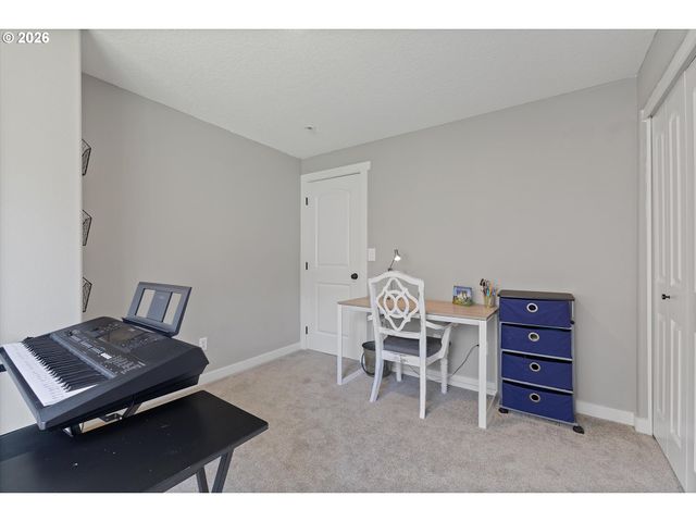 3919 Ne ST JOHNS Rd, Vancouver, WA 98661