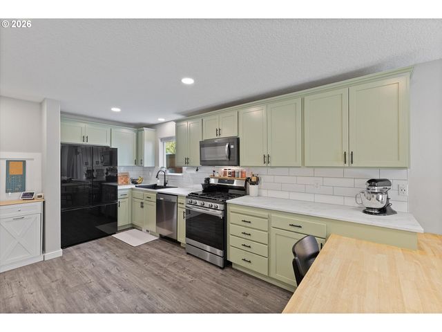 3919 Ne ST JOHNS Rd, Vancouver, WA 98661