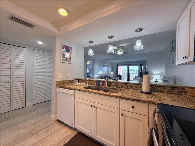 18400 GULF BOULEVARD 2103, Indian Shores, FL 33785