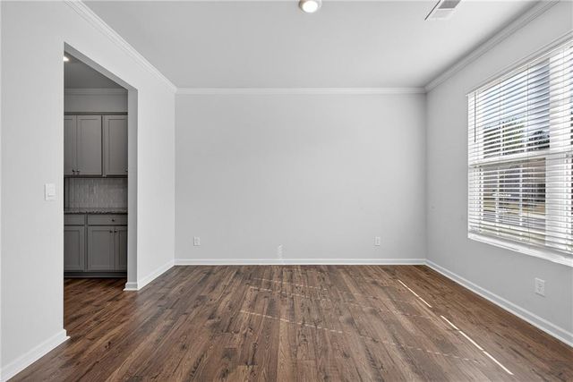 7566 Jennadee Drive, Fairburn, GA 30213