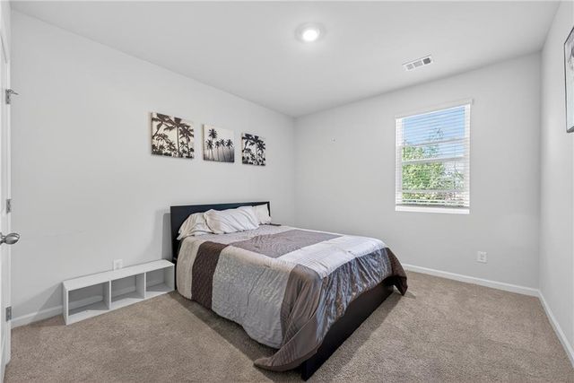 7566 Jennadee Drive, Fairburn, GA 30213