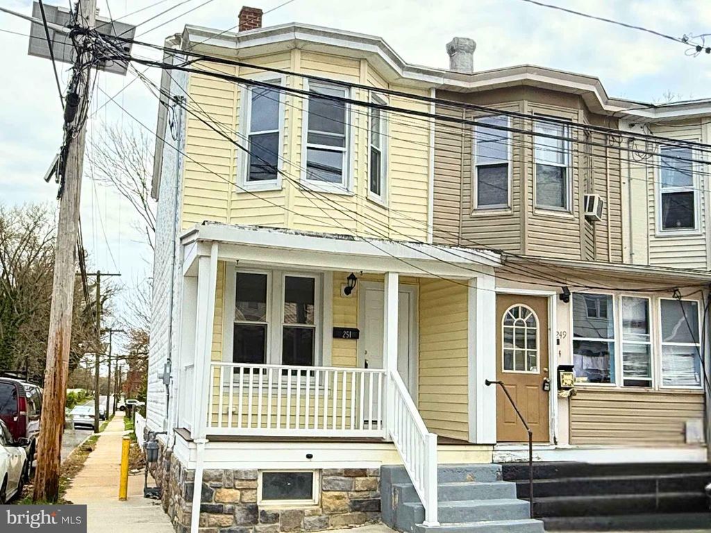 251 HENRY STREET, Hamilton, NJ 08611