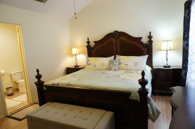 9901 Sharpcrest Street 8, Houston, TX 77036