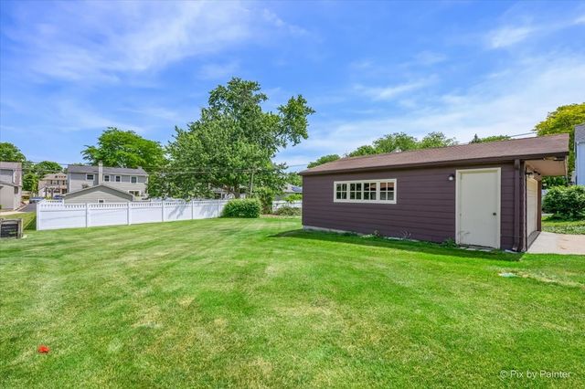 361 Bryant Avenue, Glen Ellyn, IL 60137