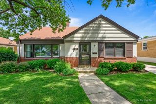 361 Bryant Avenue, Glen Ellyn, IL 60137