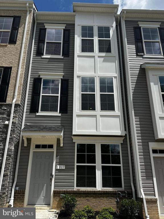 1017 VILLAGE CLUB ALY, Montgomery Village, MD 20886