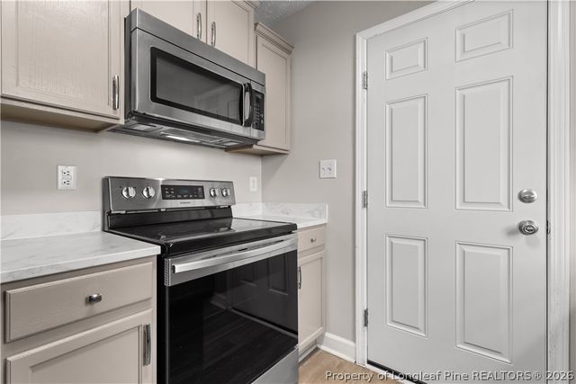 6438 Applewhite Road, Fayetteville, NC 28304