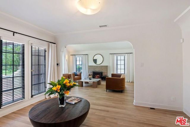 1628 S Sycamore Avenue, Los Angeles, CA 90019