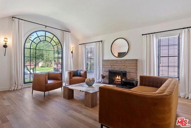 1628 S Sycamore Avenue, Los Angeles, CA 90019