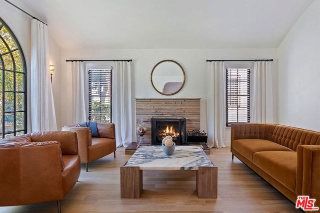 1628 S Sycamore Avenue, Los Angeles, CA 90019