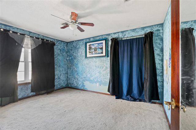 1916 Timber Ridge Drive, Newcastle, OK 73065