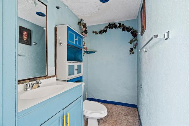 1916 Timber Ridge Drive, Newcastle, OK 73065