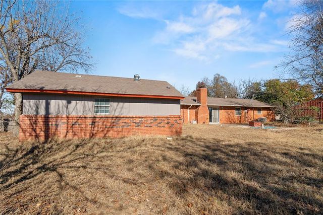 1916 Timber Ridge Drive, Newcastle, OK 73065