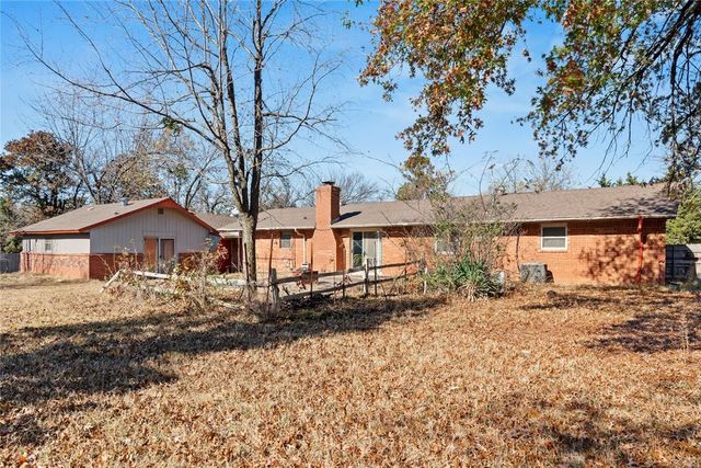 1916 Timber Ridge Drive, Newcastle, OK 73065