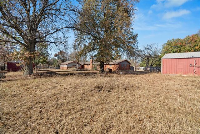 1916 Timber Ridge Drive, Newcastle, OK 73065