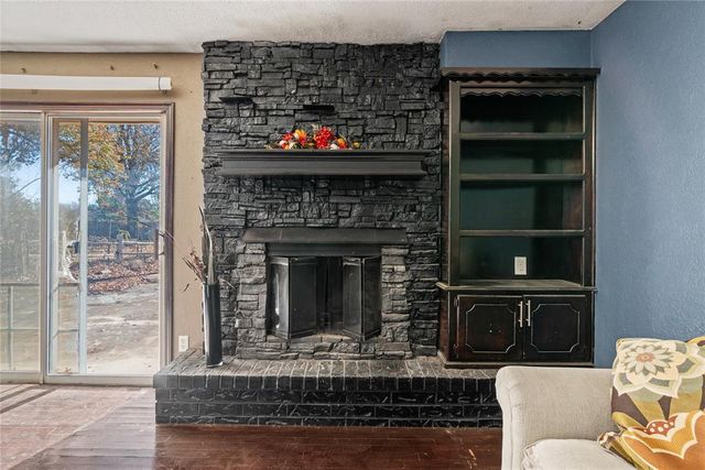 1916 Timber Ridge Drive, Newcastle, OK 73065