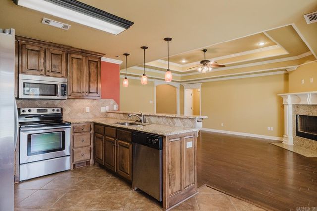 2705 Finley Loop, Bryant, AR 72022