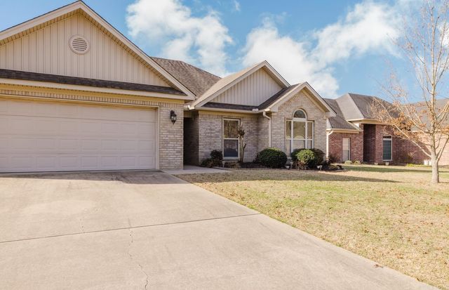 2705 Finley Loop, Bryant, AR 72022