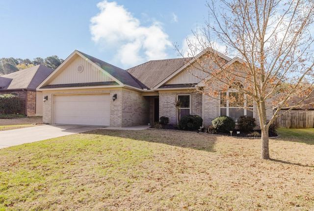 2705 Finley Loop, Bryant, AR 72022