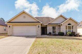 2705 Finley Loop, Bryant, AR 72022