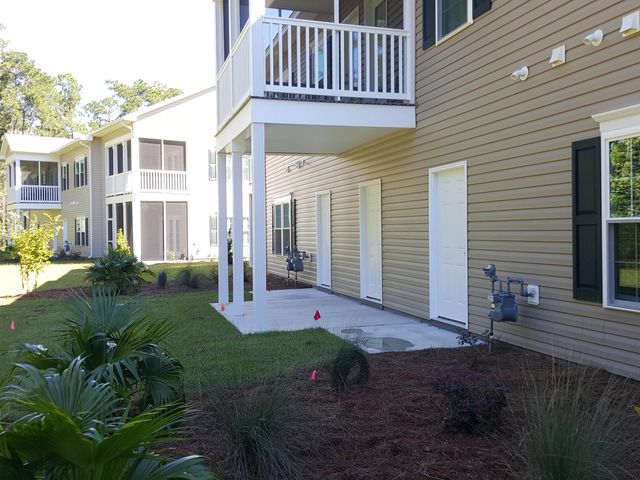1144 Freeboard St. 202 middle, Murrells Inlet, SC 29576