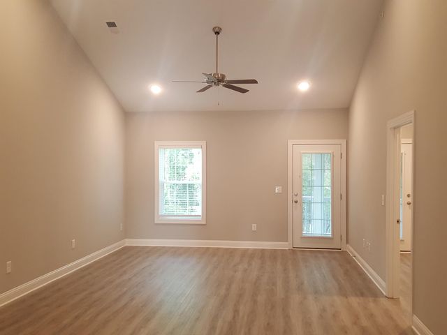 1144 Freeboard St. 202 middle, Murrells Inlet, SC 29576