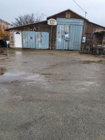 306 Fransil Ln, Turlock, CA 95380