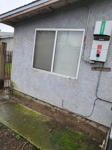 306 Fransil Ln, Turlock, CA 95380