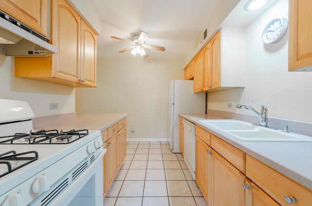 1499 Shermer Road 203E, Northbrook, IL 60062