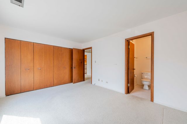 1499 Shermer Road 203E, Northbrook, IL 60062