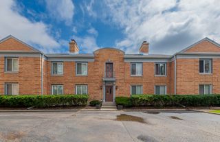 1499 Shermer Road 203E, Northbrook, IL 60062