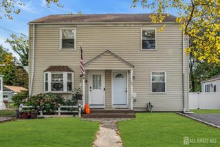 52 Mac Arthur Drive, Edison, NJ 08837