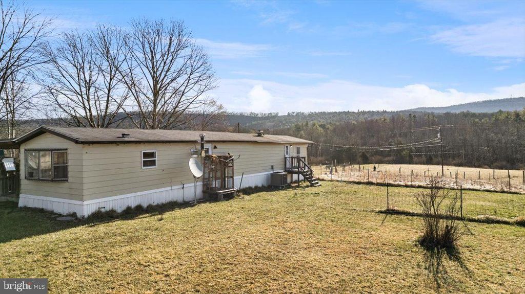 244 MUDDY RD, Augusta, WV 26704