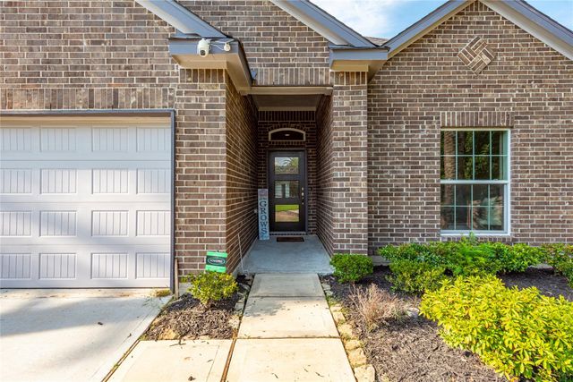 1008 8th Avenue N, Texas City, TX 77590