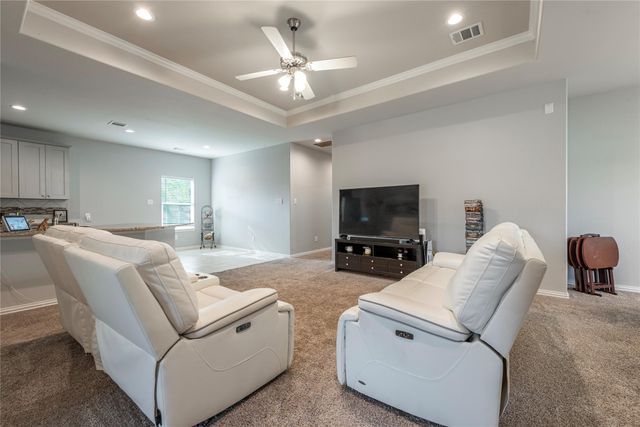 1008 8th Avenue N, Texas City, TX 77590