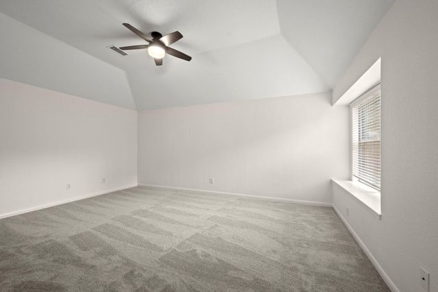 34 S Rambling Ridge Place, Conroe, TX 77385