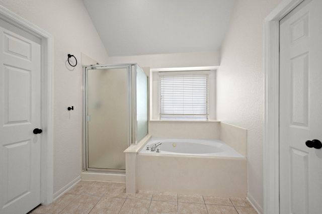 34 S Rambling Ridge Place, Conroe, TX 77385
