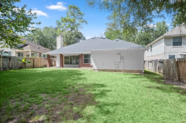 34 S Rambling Ridge Place, Conroe, TX 77385