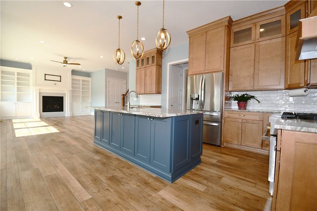 408 Barons Ct, Peters Twp, PA 15367