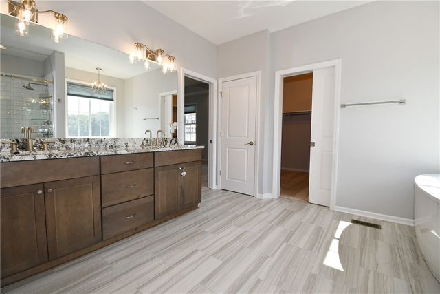 408 Barons Ct, Peters Twp, PA 15367