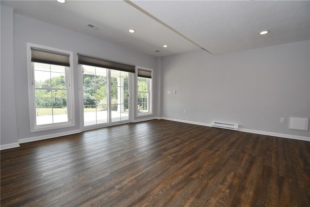 408 Barons Ct, Peters Twp, PA 15367