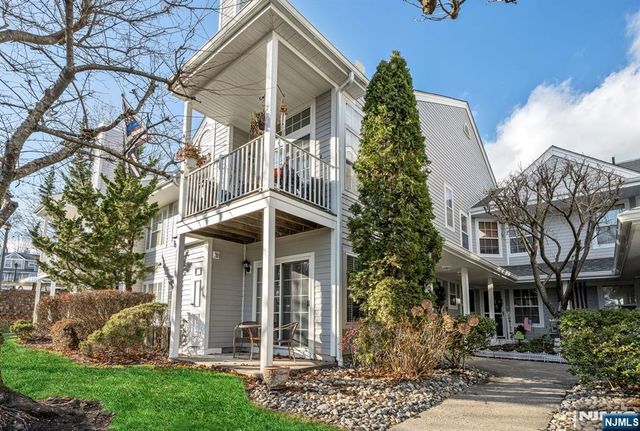 1155 Garrison Court, Mahwah, NJ 07430