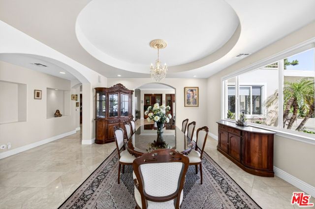 22355 S Summit Ridge Circle, Chatsworth (los Angeles), CA 91311