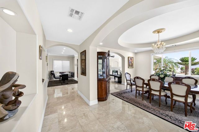 22355 S Summit Ridge Circle, Chatsworth (los Angeles), CA 91311