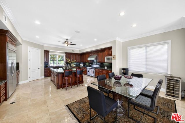 22355 S Summit Ridge Circle, Chatsworth (los Angeles), CA 91311