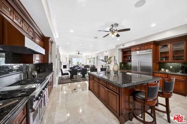22355 S Summit Ridge Circle, Chatsworth (los Angeles), CA 91311